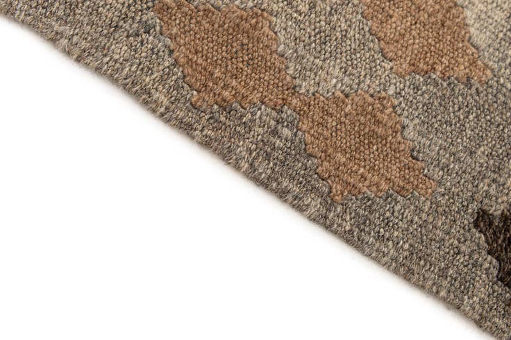 Detail image of 5' 2 x 6' 8 Hand Woven Kilim Maymana Wool Rug