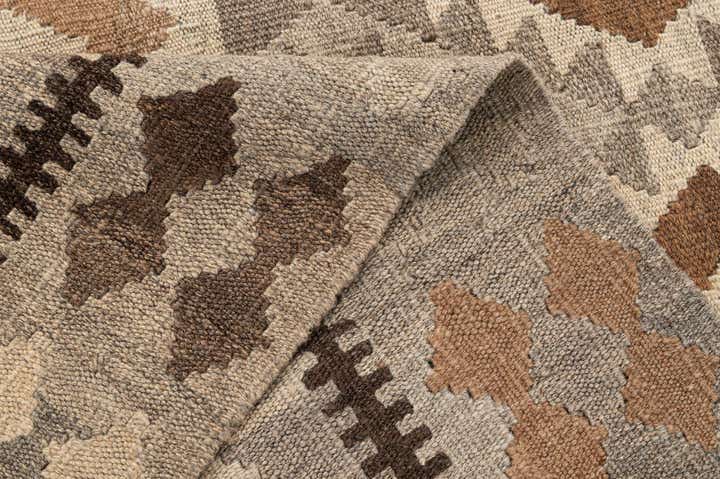 5' 2 x 6' 8 Hand Woven Kilim Maymana Wool Rug