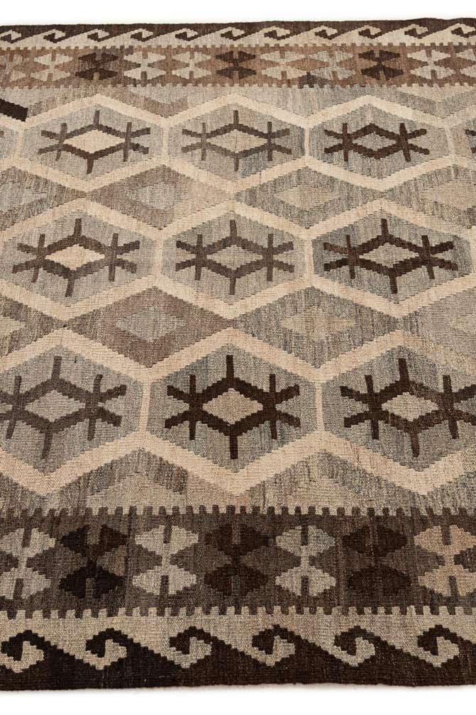 5' x 6' 6 Hand Woven Kilim Maymana Wool Rug