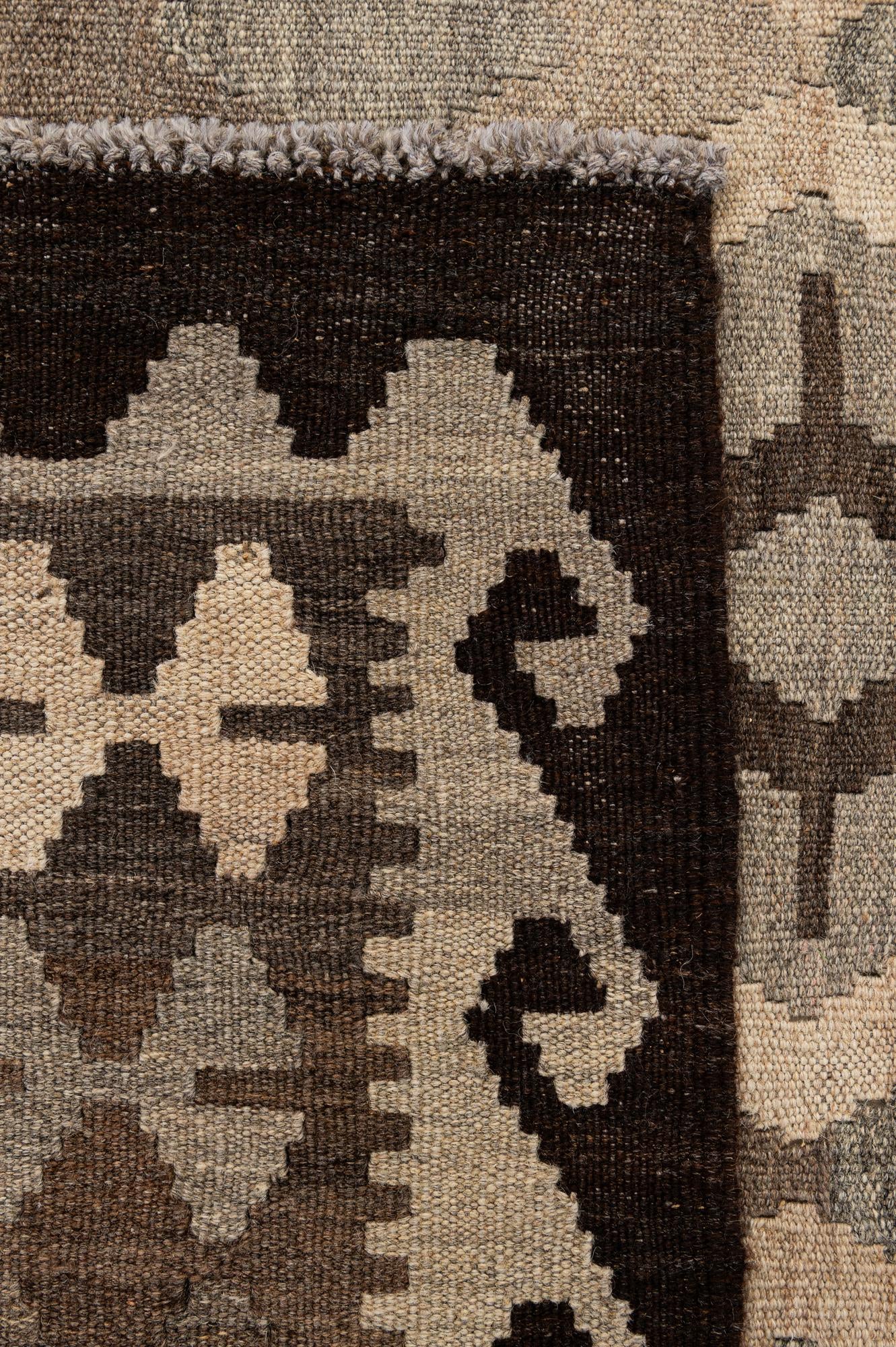 5' x 6' 6 Hand Woven Kilim Maymana Wool Rug