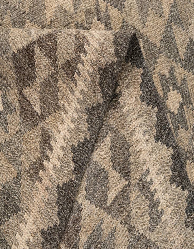 Detail image of 5' 1 x 6' 6  Hand Woven Kilim Maymana Wool Rug