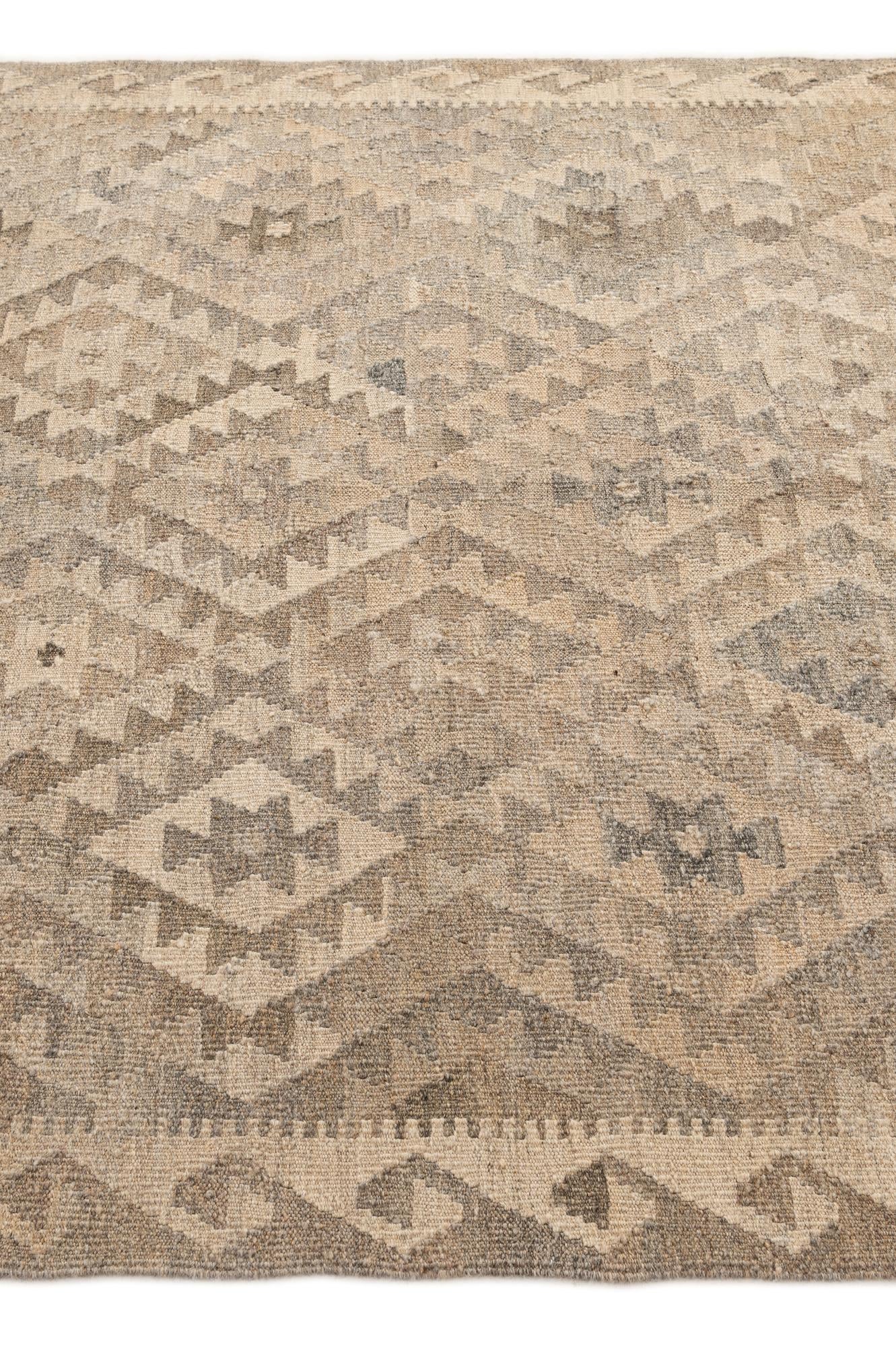 5' 3 x 6' 7 Hand Woven Kilim Maymana Wool Rug