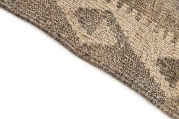 5' 3 x 6' 7 Hand Woven Kilim Maymana Wool Rug