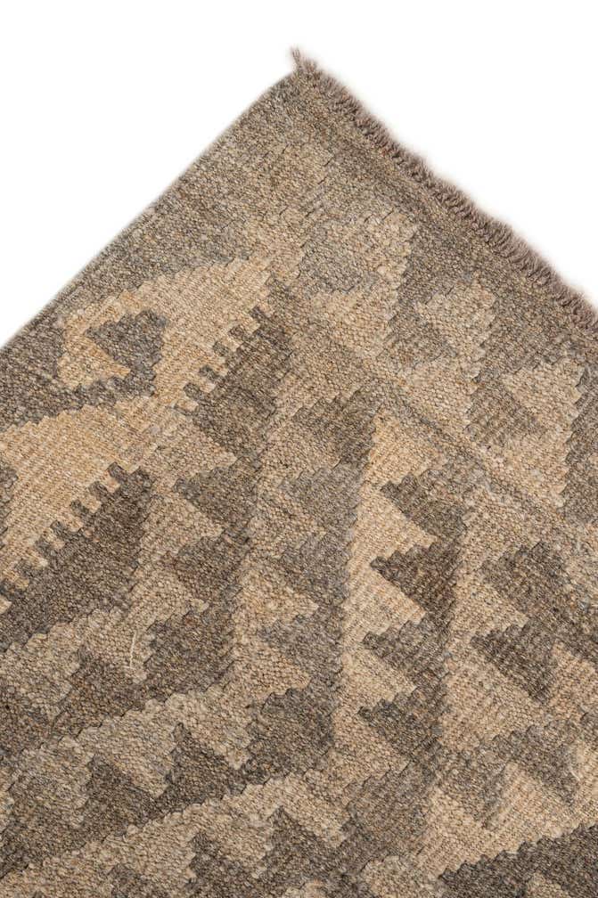 5' 3 x 6' 7 Hand Woven Kilim Maymana Wool Rug