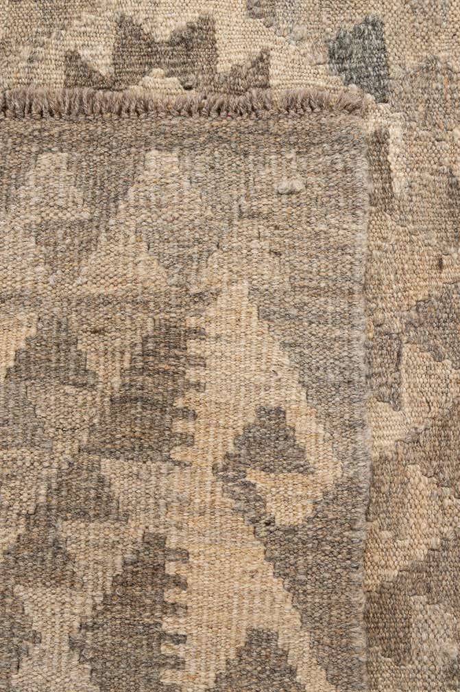 5' 3 x 6' 7 Hand Woven Kilim Maymana Wool Rug