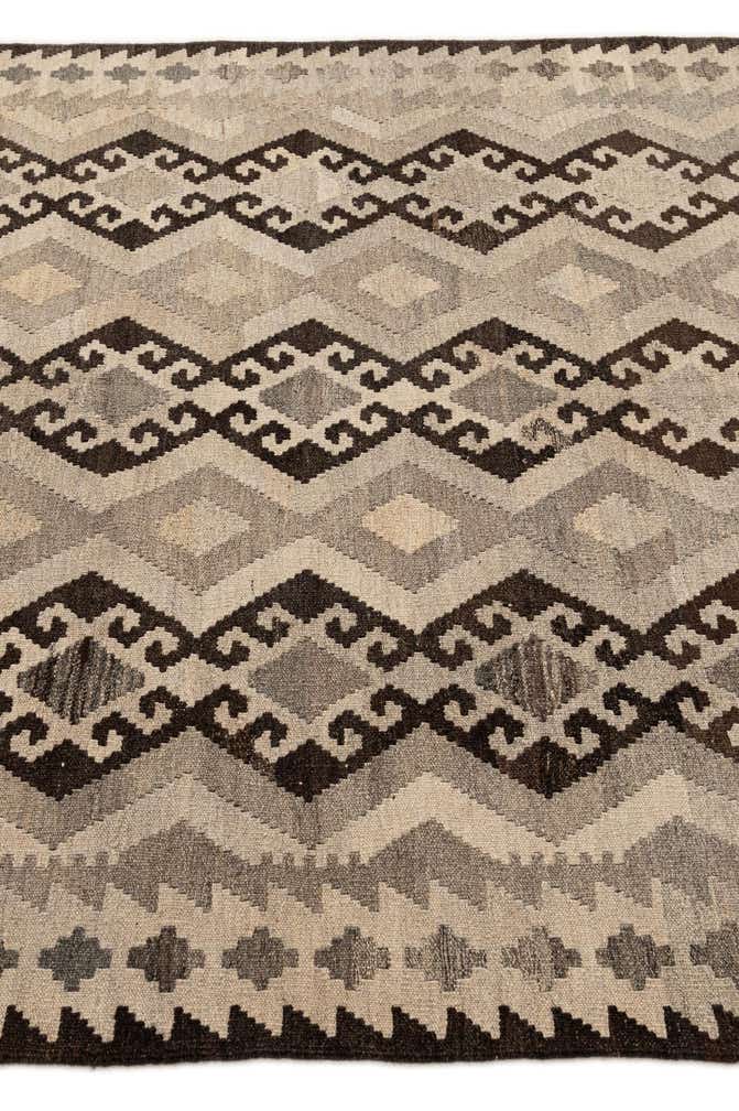 5' 4 x 6' 8 Hand Woven Kilim Maymana Wool Rug