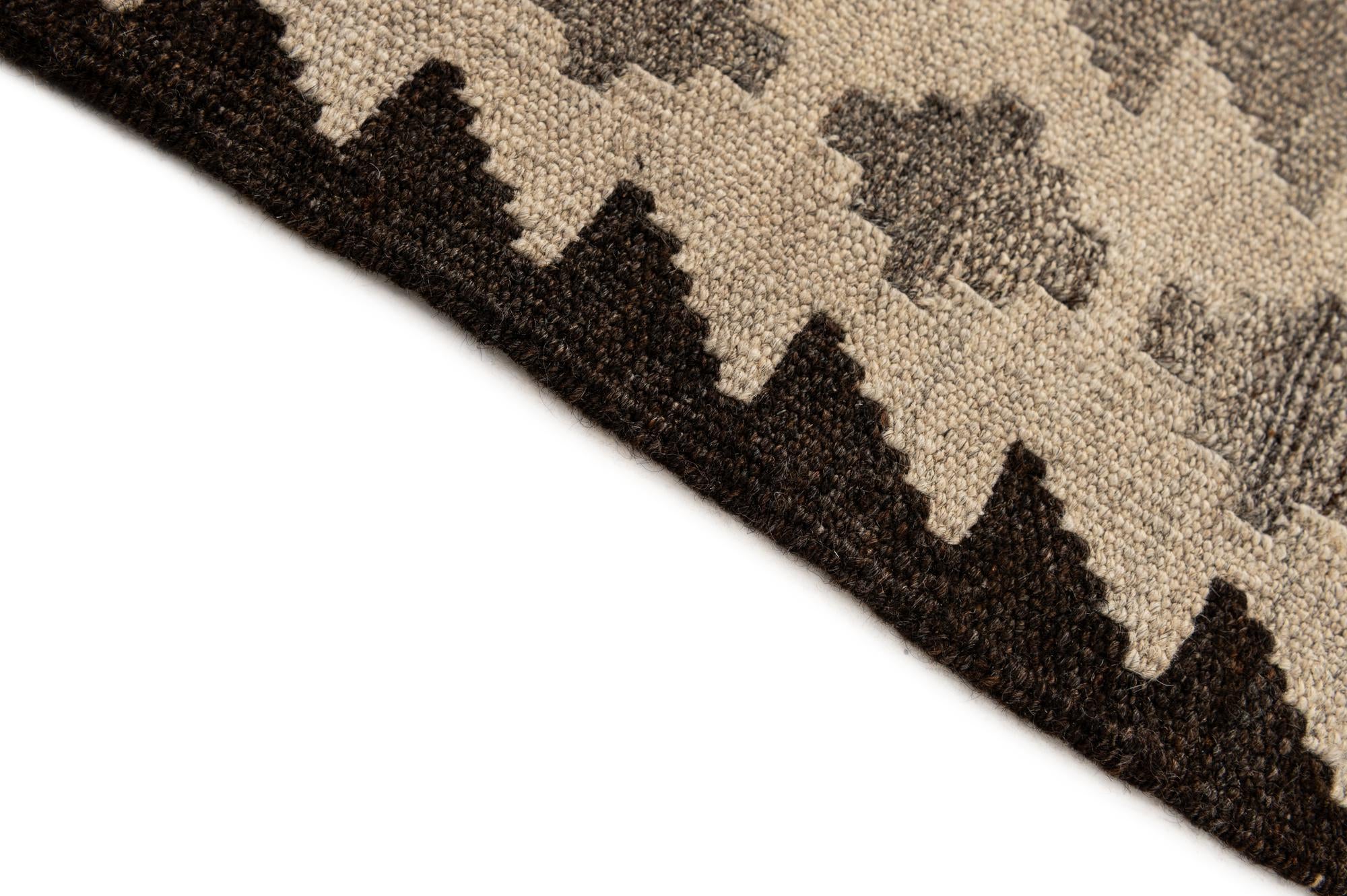 5' 4 x 6' 8 Hand Woven Kilim Maymana Wool Rug