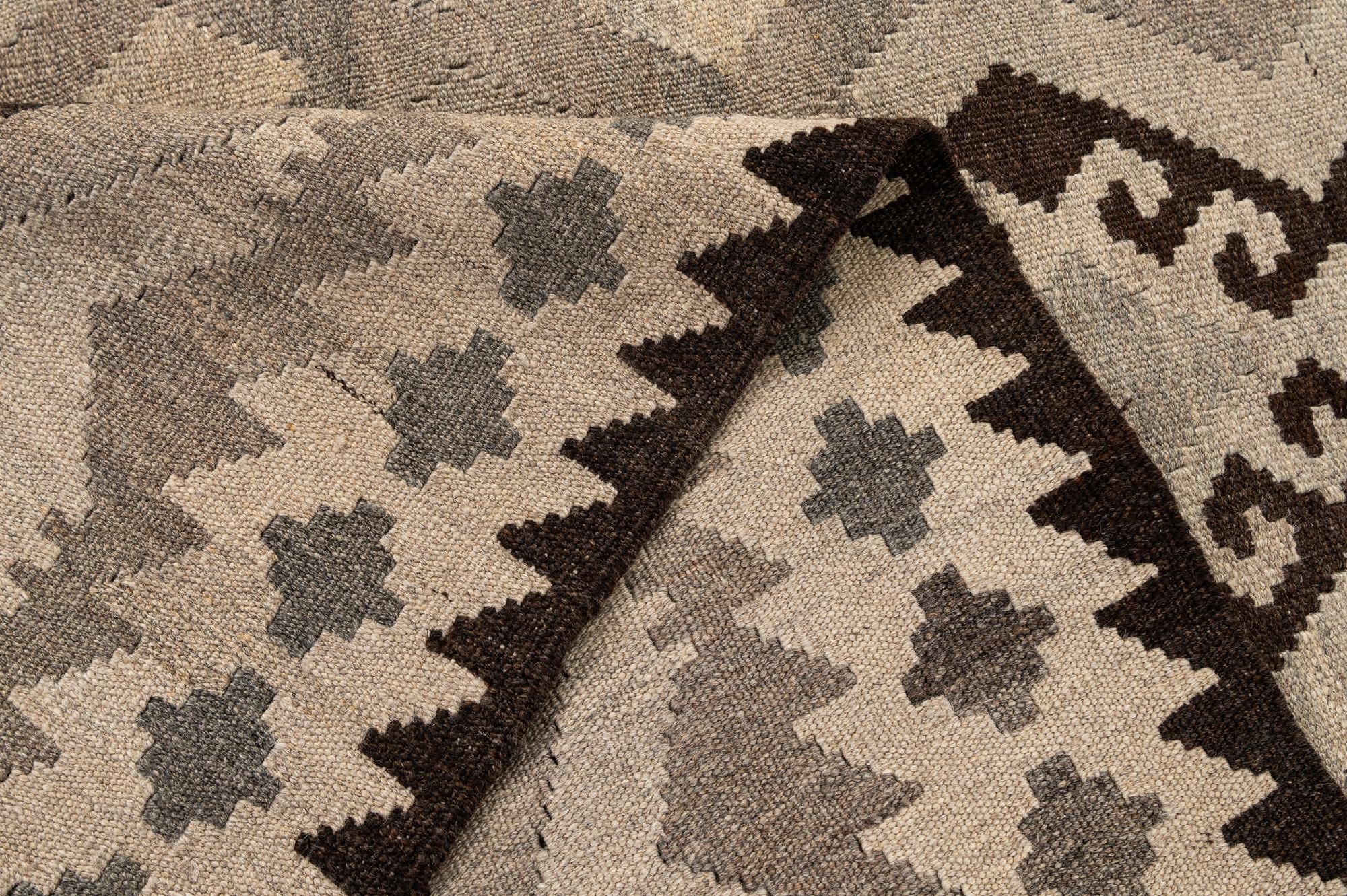 5' 4 x 6' 8 Hand Woven Kilim Maymana Wool Rug