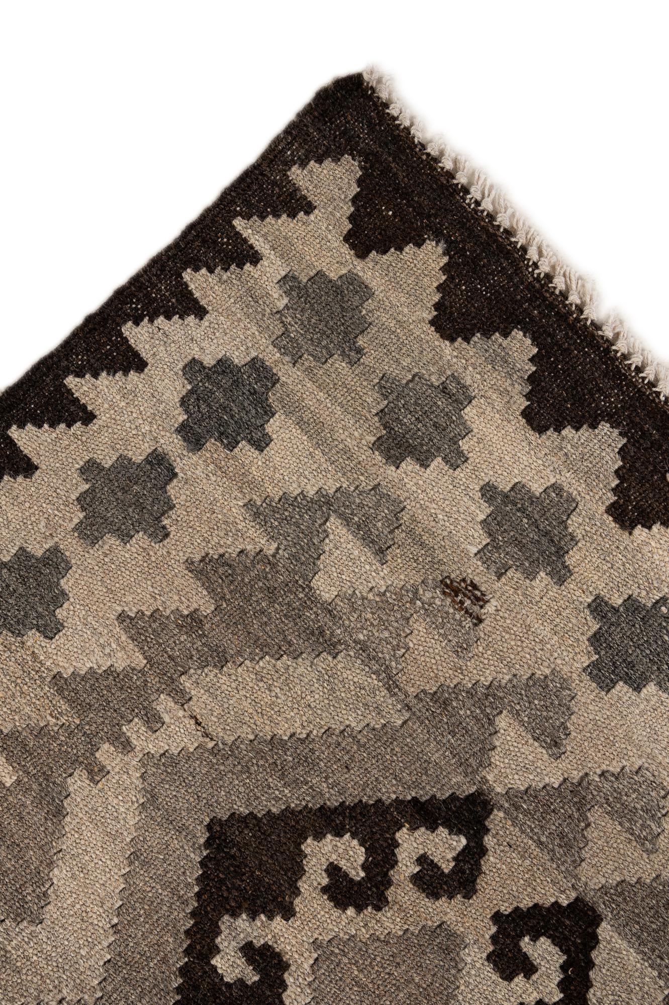 5' 4 x 6' 8 Hand Woven Kilim Maymana Wool Rug