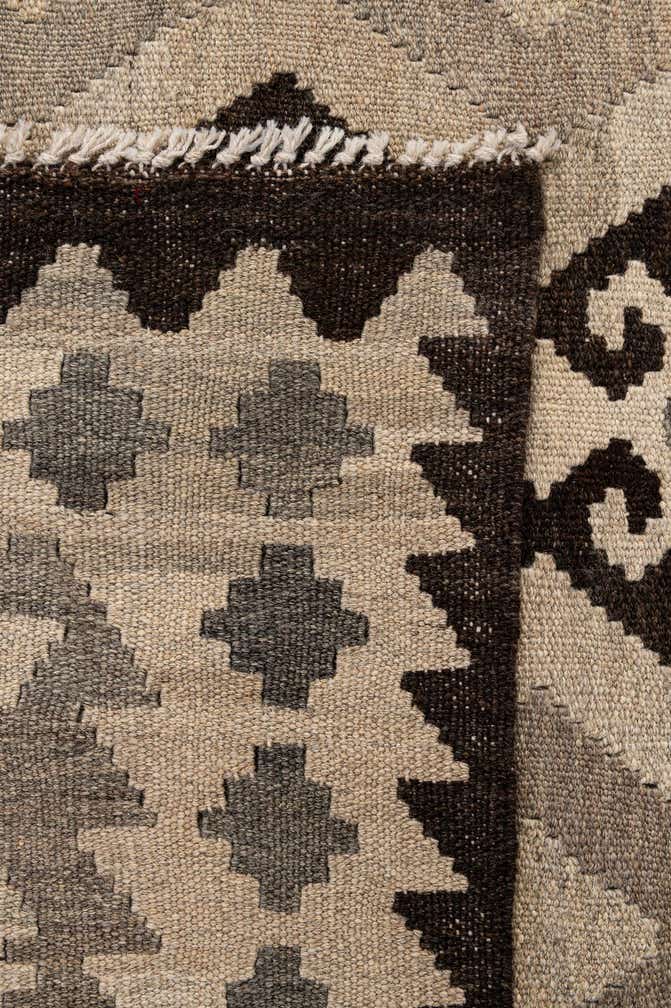 5' 4 x 6' 8 Hand Woven Kilim Maymana Wool Rug