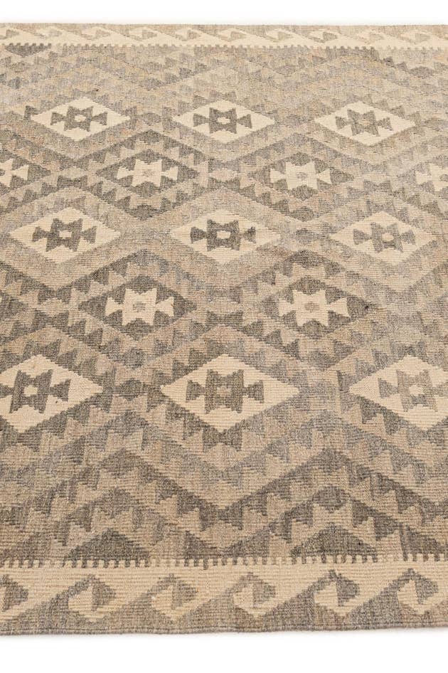 Detail image of 5' 3 x 6' 8 Hand Woven Kilim Maymana Wool Rug