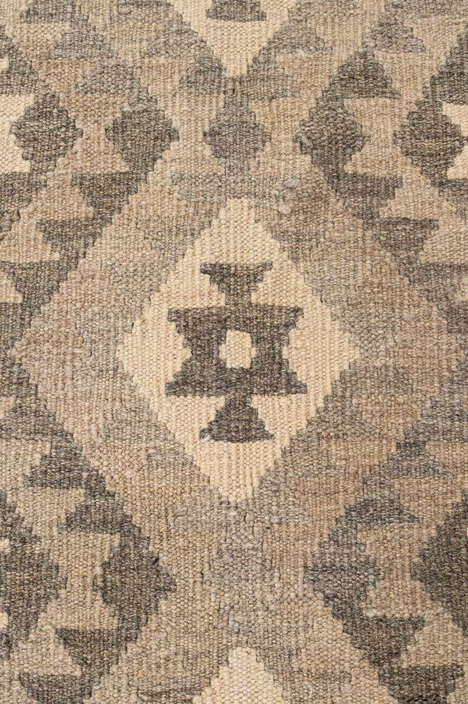 5' 3 x 6' 8 Hand Woven Kilim Maymana Wool Rug