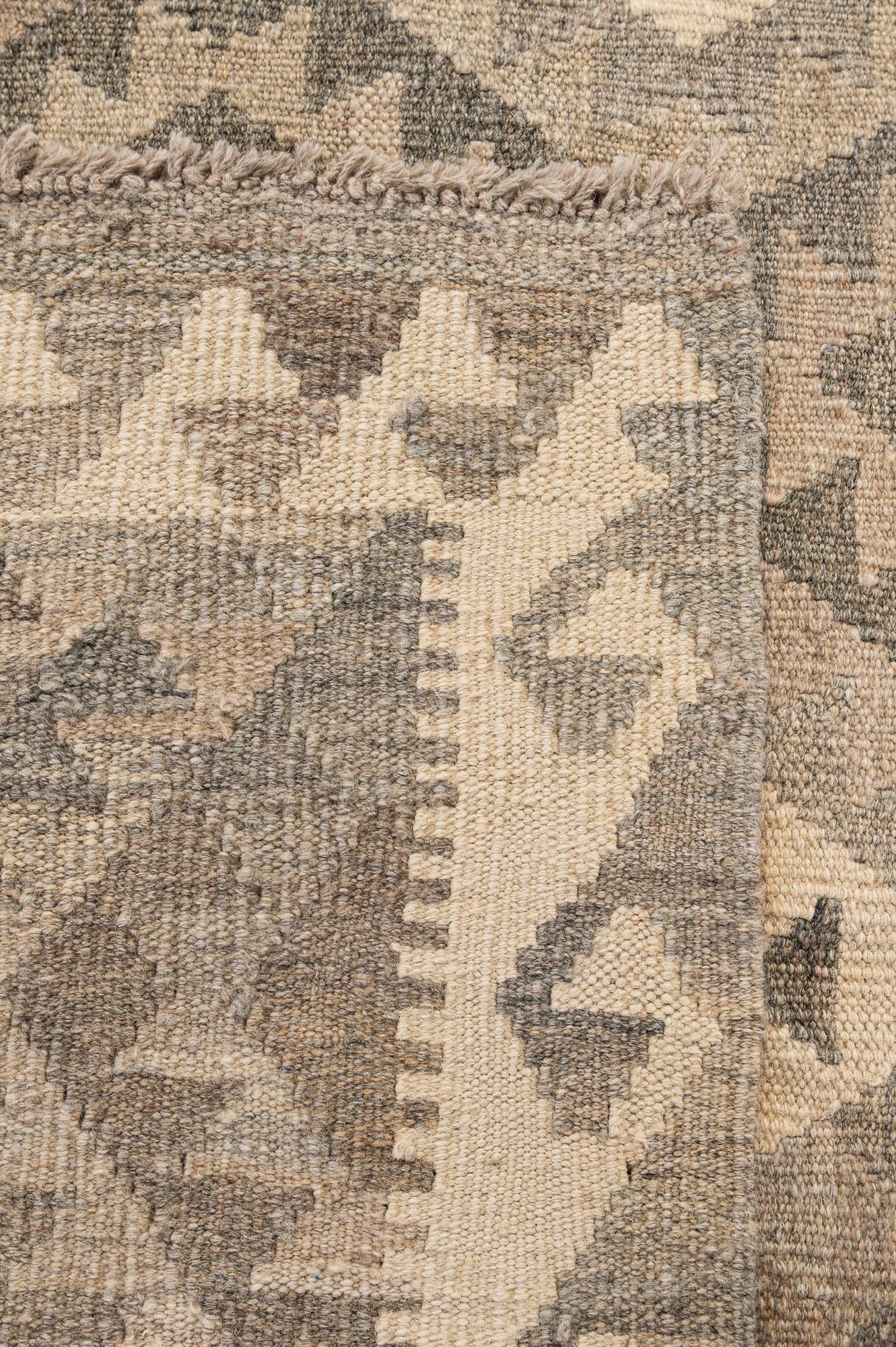 5' 3 x 6' 8 Hand Woven Kilim Maymana Wool Rug