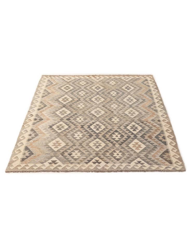Detail image of 5' 1 x 6' 6 Hand Woven Kilim Maymana Wool Rug