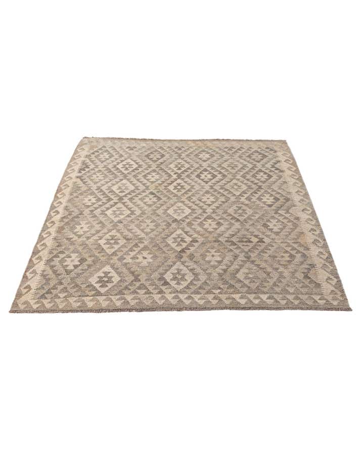 5' 4 x 6' 6 Hand Woven Kilim Maymana Wool Rug