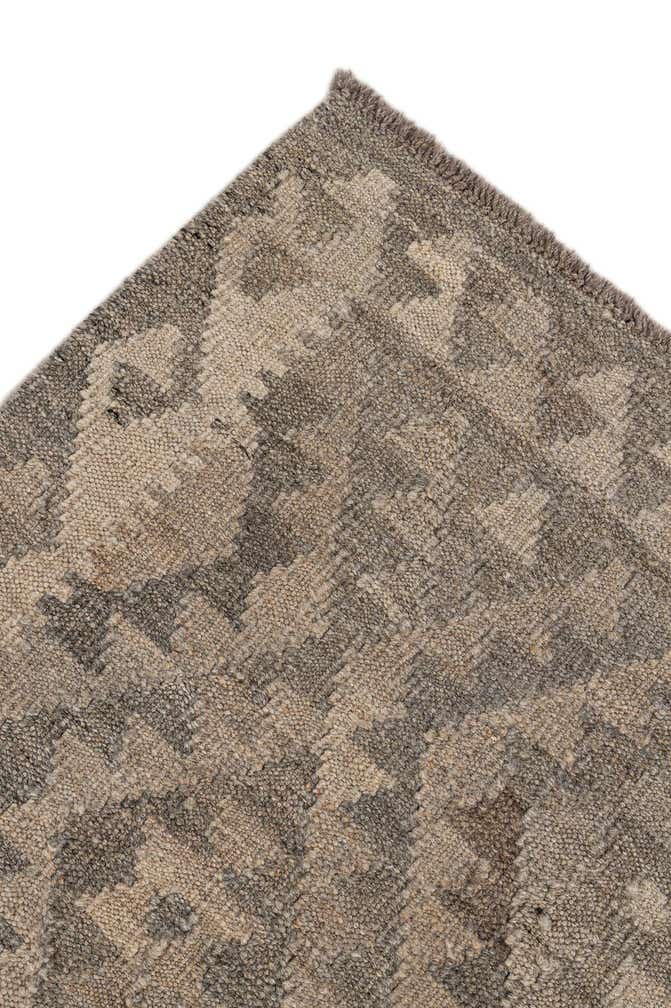5' 4 x 6' 6 Hand Woven Kilim Maymana Wool Rug