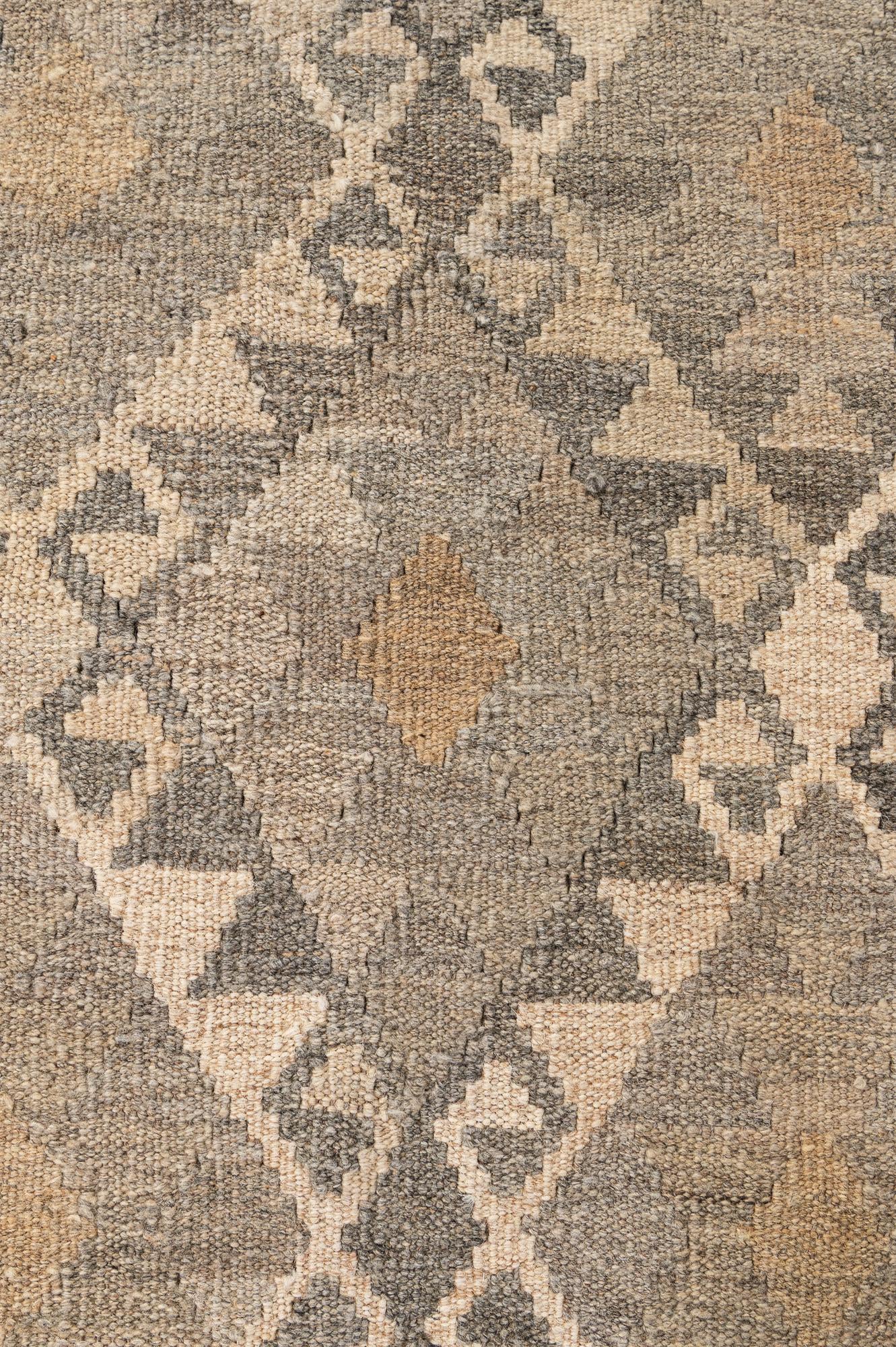 5' 3 x 6' 9 Hand Woven Kilim Maymana Wool Rug