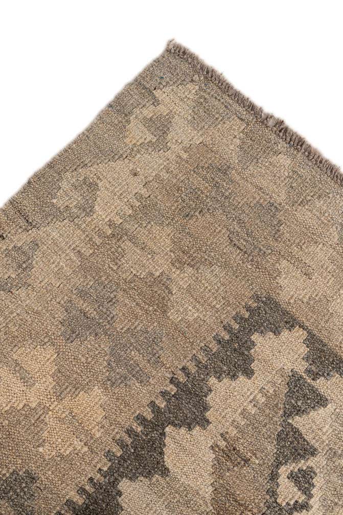 5' 3 x 6' 9 Hand Woven Kilim Maymana Wool Rug