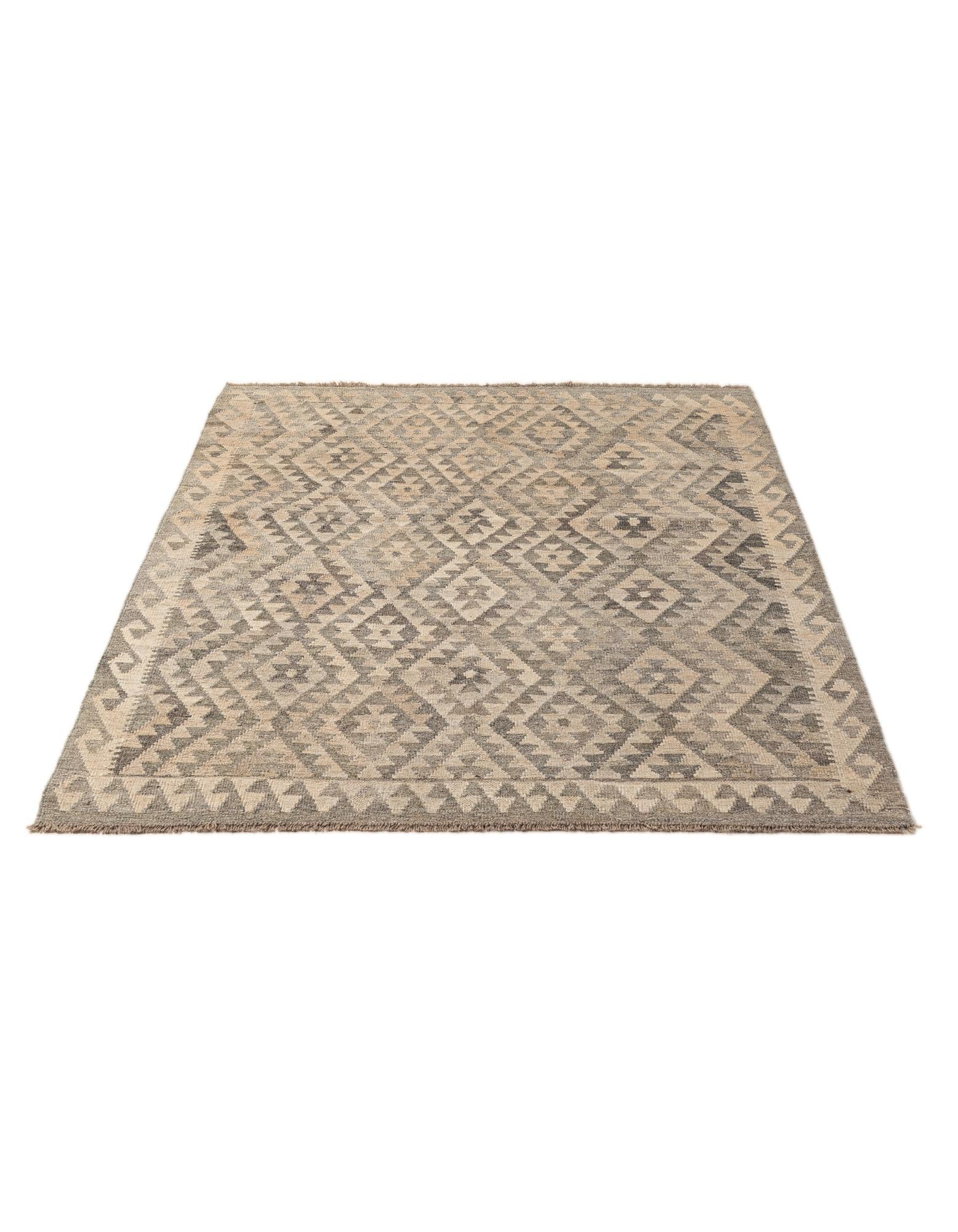 5' 2 x 6' 3 Hand Woven Kilim Maymana Wool Rug