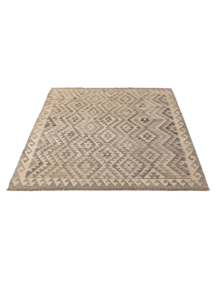 Detail image of 5' 2 x 6' 3 Hand Woven Kilim Maymana Wool Rug