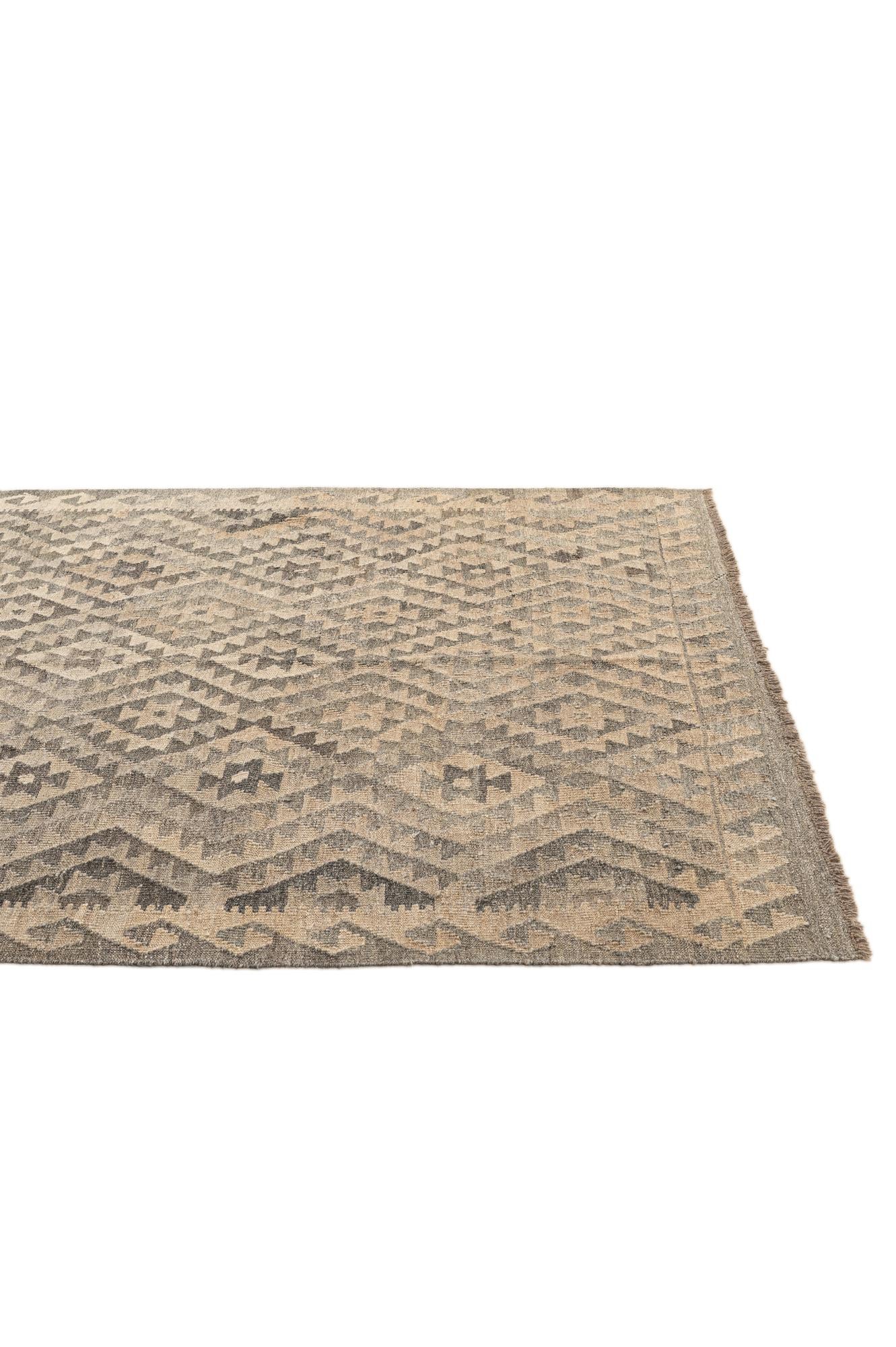 5' 2 x 6' 3 Hand Woven Kilim Maymana Wool Rug