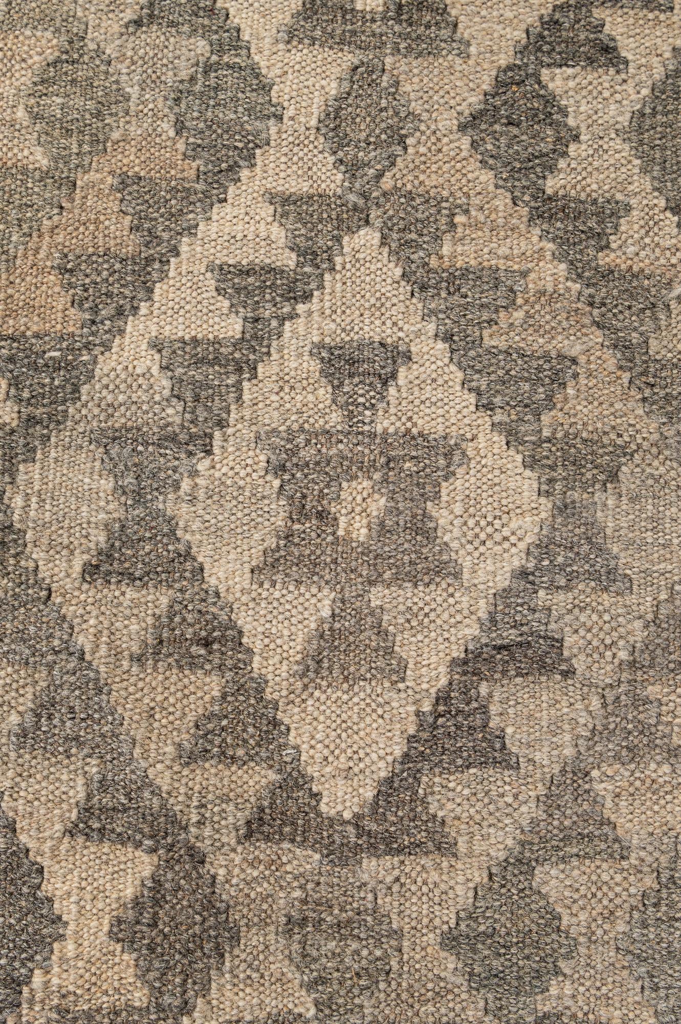 5' 2 x 6' 3 Hand Woven Kilim Maymana Wool Rug