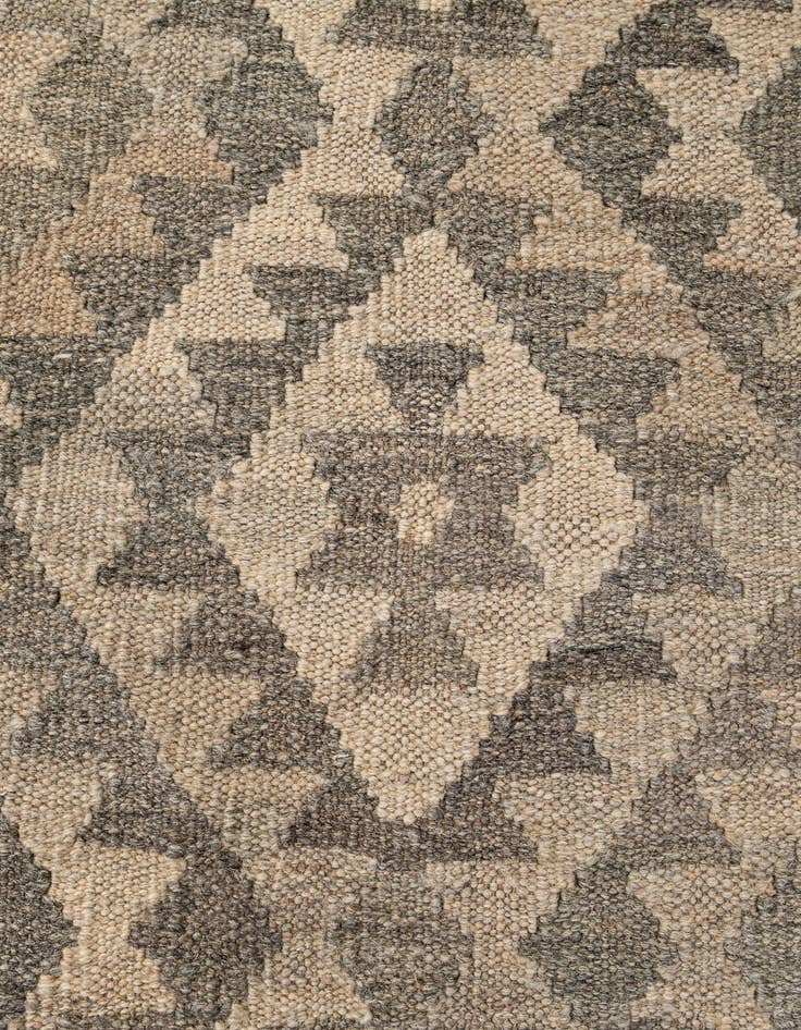 Detail image of 5' 2 x 6' 3  Hand Woven Kilim Maymana Wool Rug