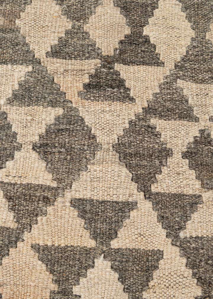 5' 4 x 6' 9 Hand Woven Kilim Maymana Wool Rug