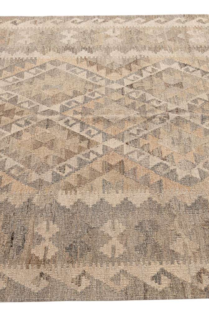 5' 4 x 6' 7 Hand Woven Kilim Maymana Wool Rug