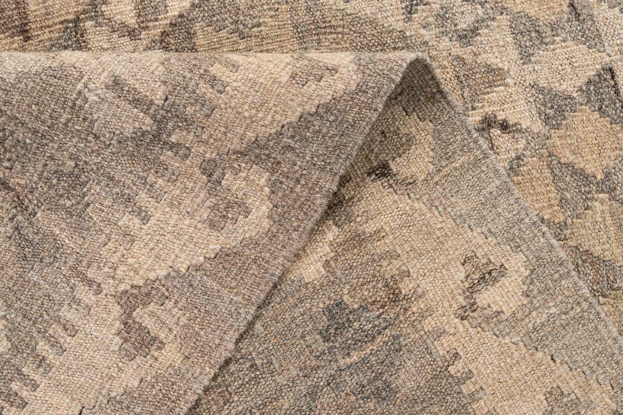 5' 4 x 6' 7 Hand Woven Kilim Maymana Wool Rug