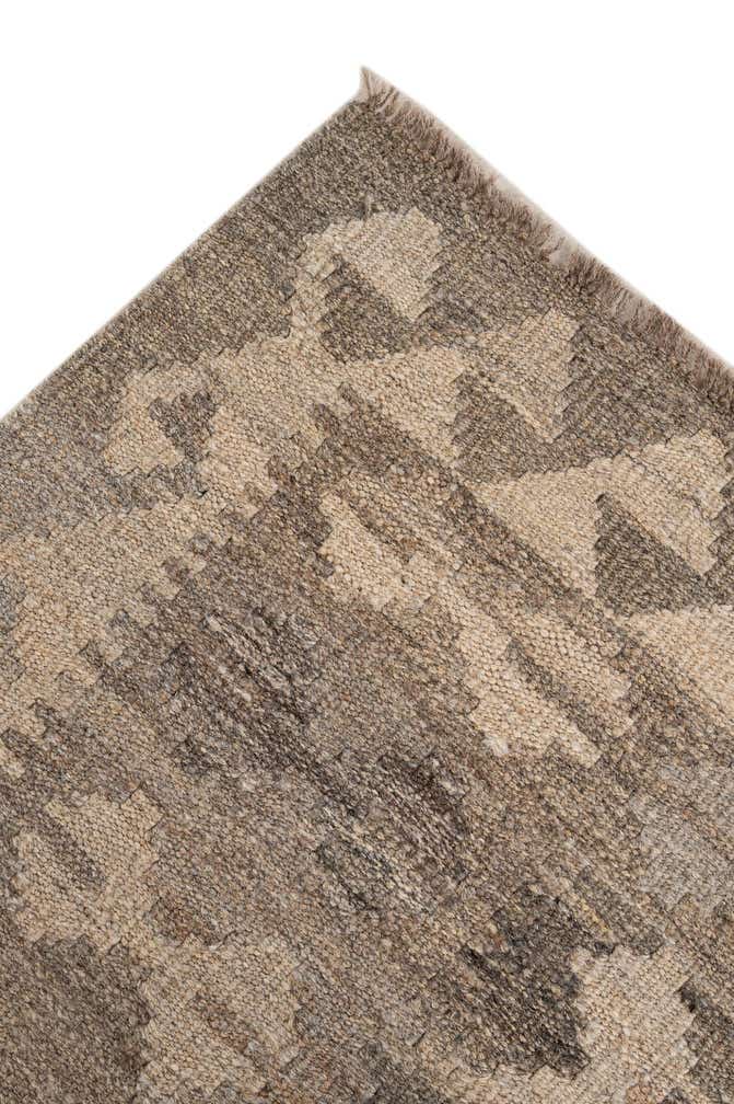 5' 4 x 6' 7 Hand Woven Kilim Maymana Wool Rug