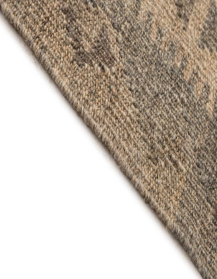 Detail image of 5' 2 x 6' 6 Hand Woven Kilim Maymana Wool Rug