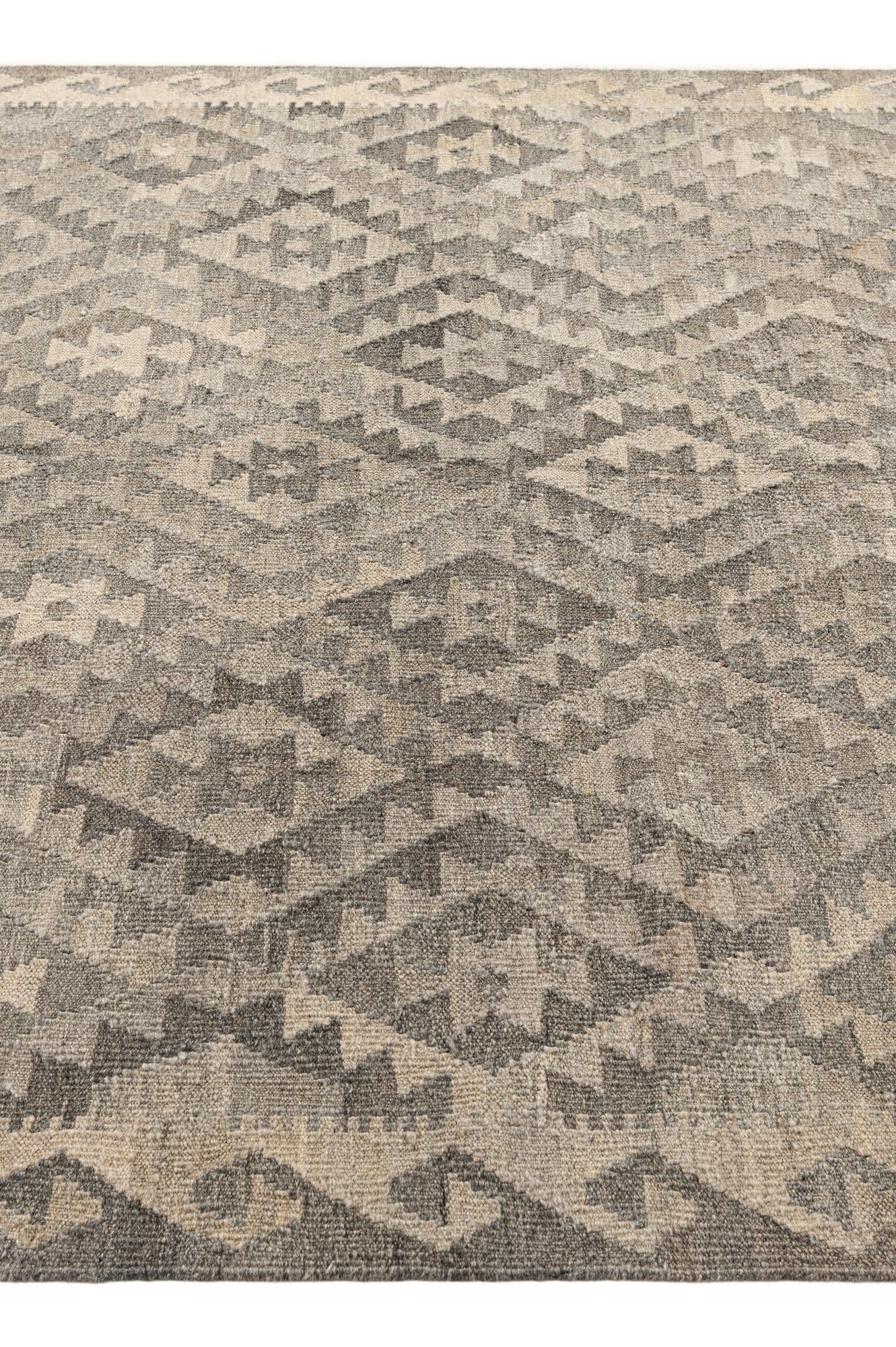 5' 4 x 6' 7 Hand Woven Kilim Maymana Wool Rug