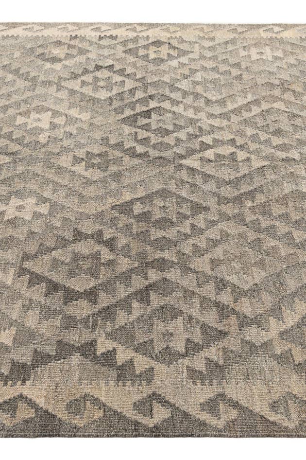 Detail image of 5' 4 x 6' 7 Hand Woven Kilim Maymana Wool Rug