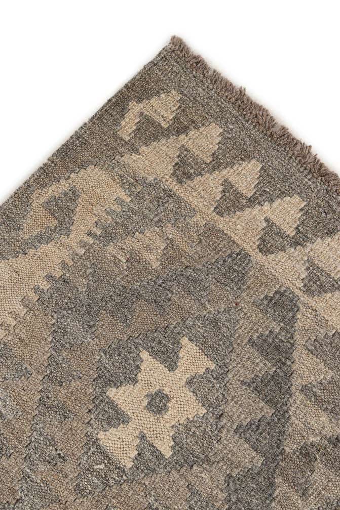 5' 4 x 6' 7 Hand Woven Kilim Maymana Wool Rug