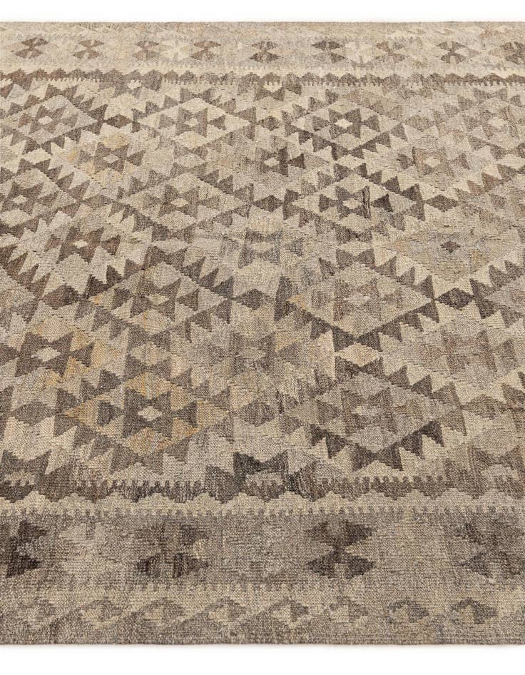 Detail image of 5' 2 x 6' 6  Hand Woven Kilim Maymana Wool Rug
