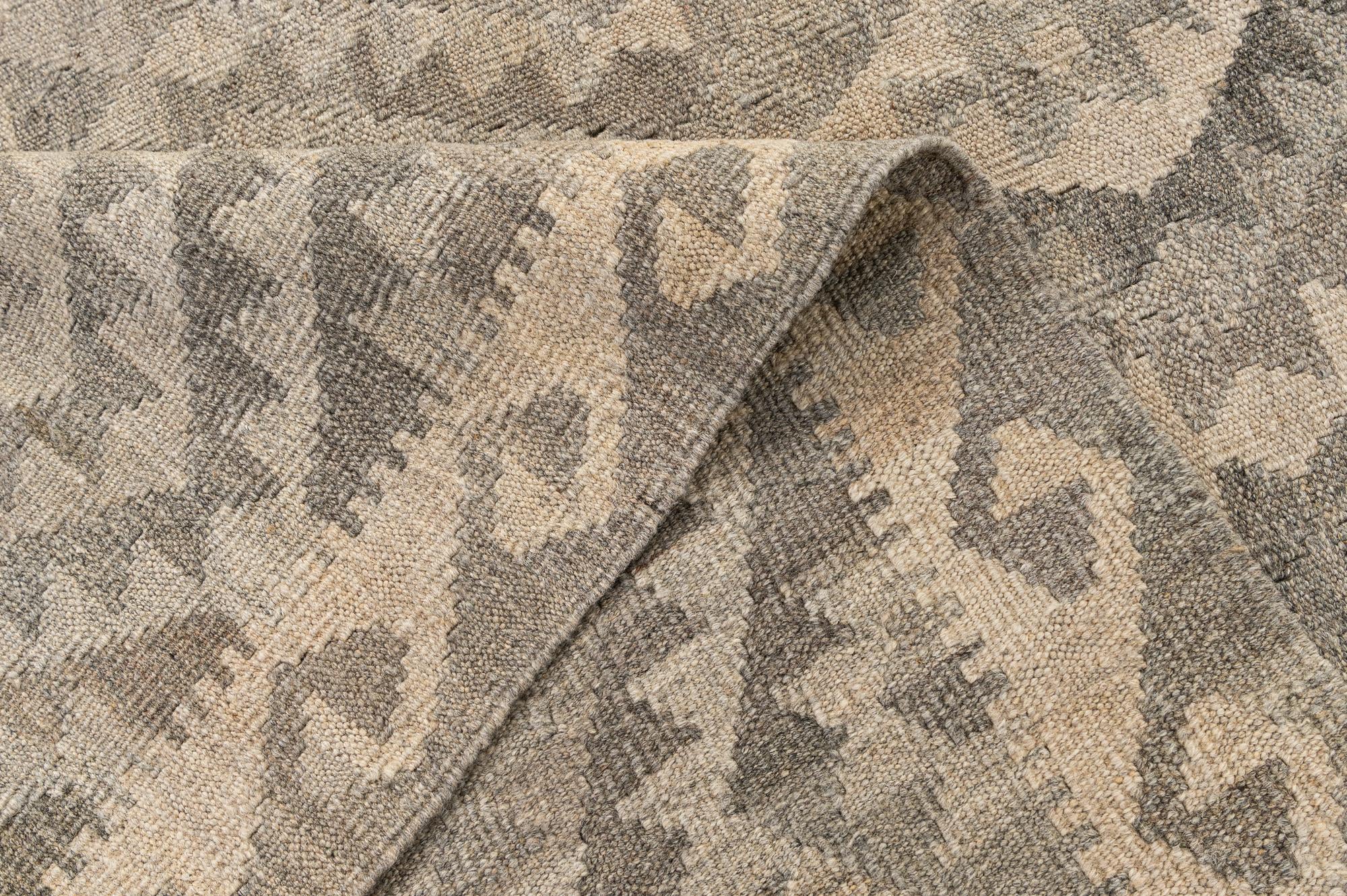 5' 3 x 6' 7 Hand Woven Kilim Maymana Wool Rug
