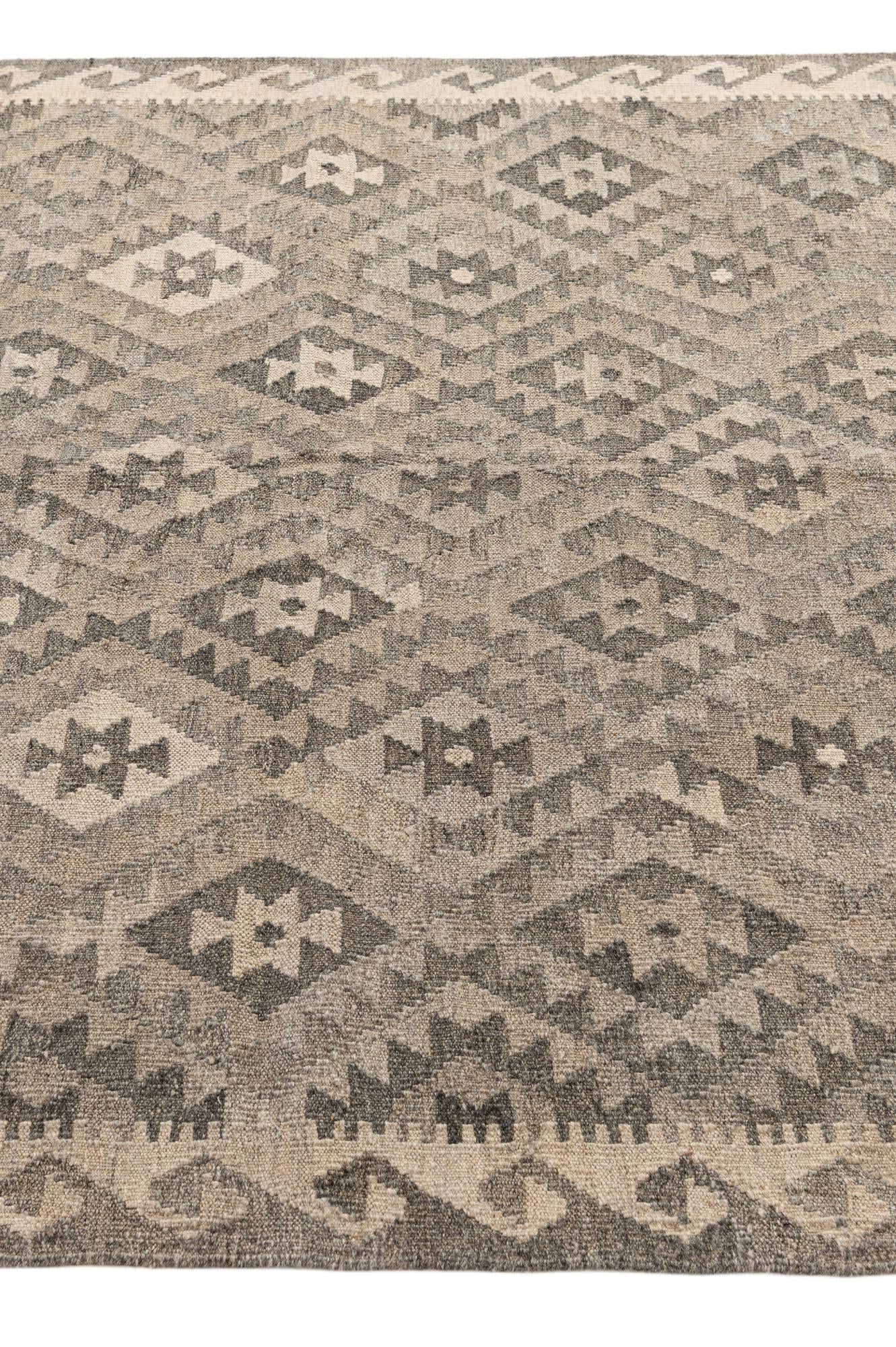 5' 4 x 6' 5 Hand Woven Kilim Maymana Wool Rug