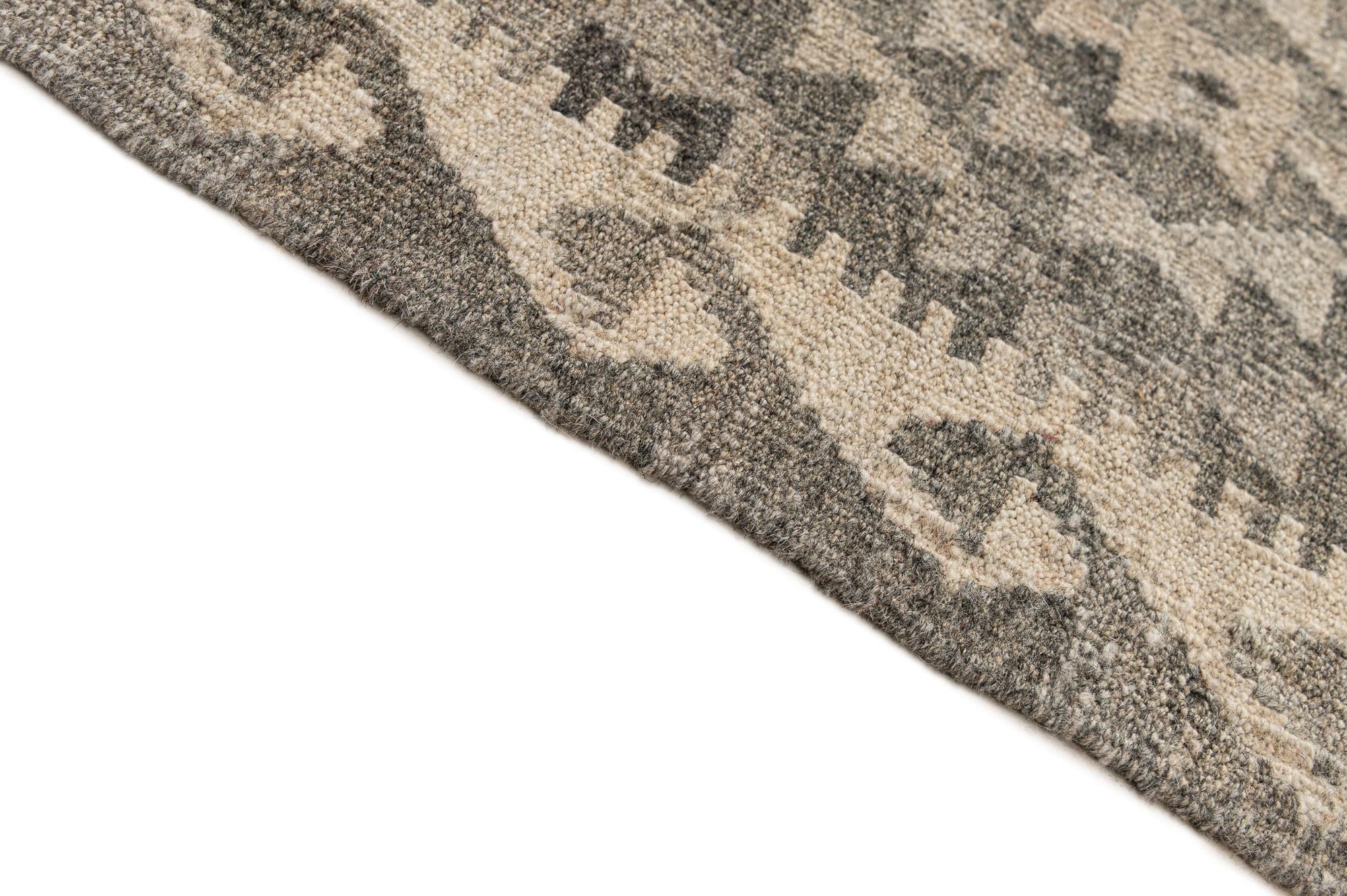 5' 4 x 6' 5 Hand Woven Kilim Maymana Wool Rug