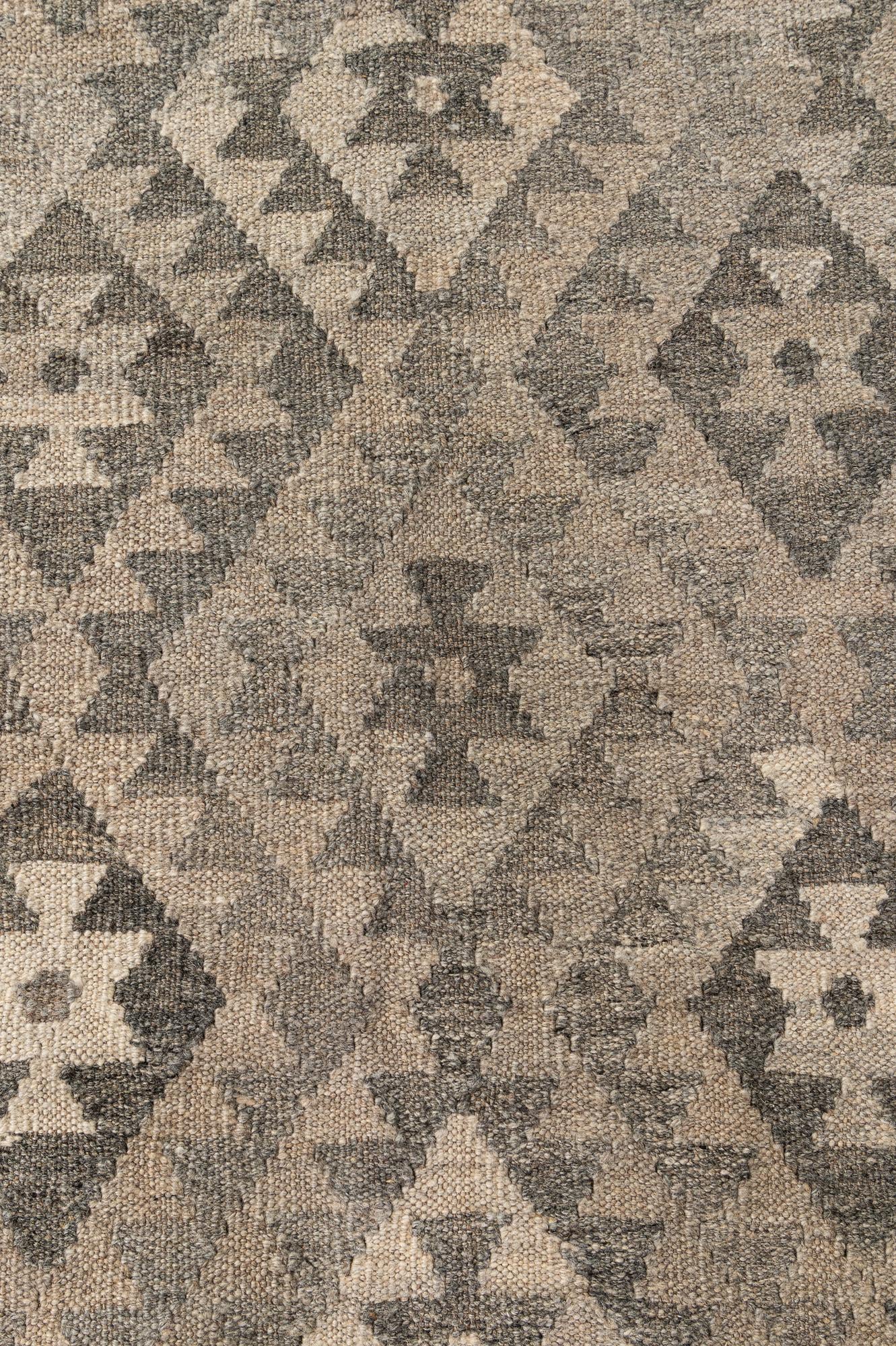 5' 4 x 6' 5 Hand Woven Kilim Maymana Wool Rug