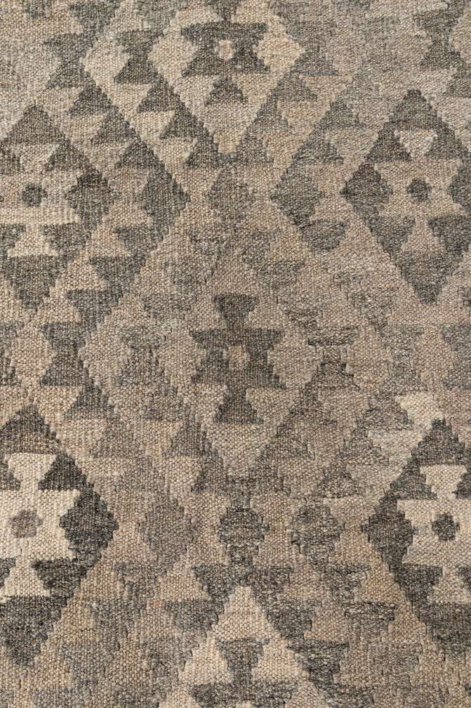 5' 4 x 6' 5 Hand Woven Kilim Maymana Wool Rug