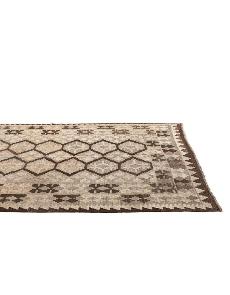 Detail image of 5' 1 x 6' 7  Hand Woven Kilim Maymana Wool Rug
