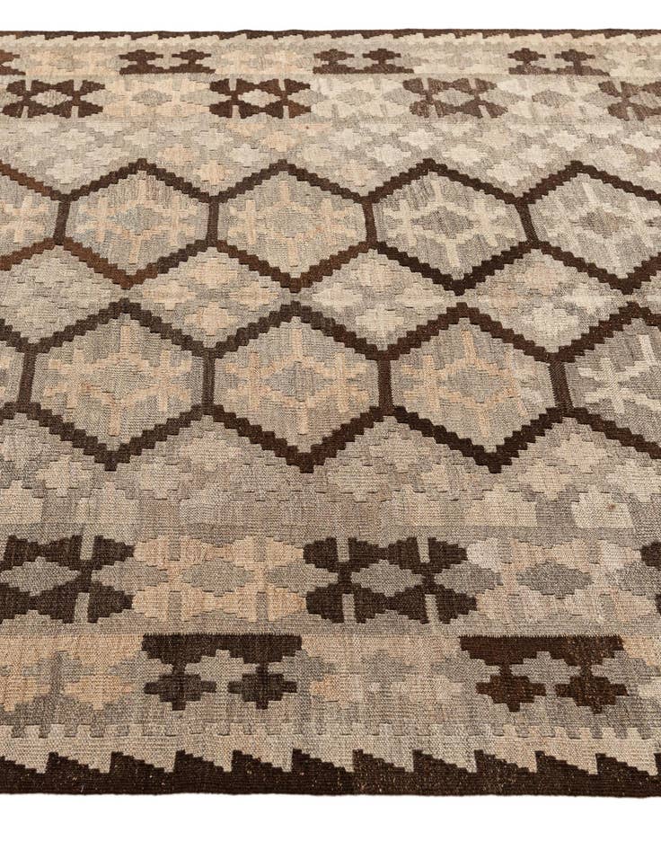 Detail image of 5' 1 x 6' 7  Hand Woven Kilim Maymana Wool Rug