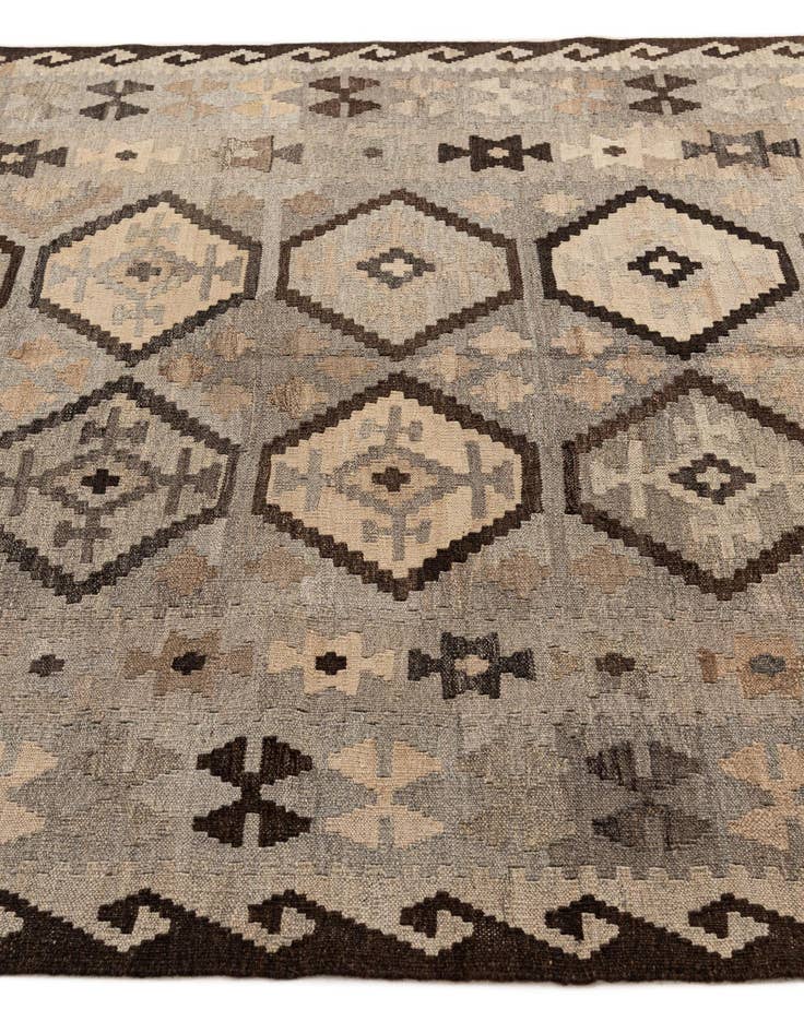 Detail image of 5' x 6' 7  Hand Woven Kilim Maymana Wool Rug