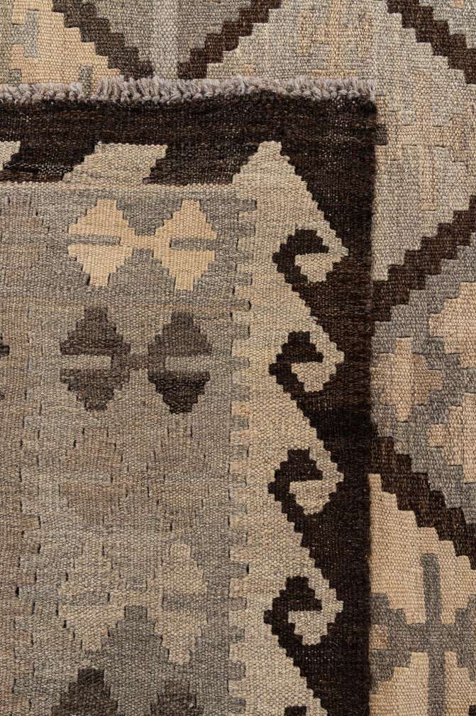 5' x 6' 7 Hand Woven Kilim Maymana Wool Rug