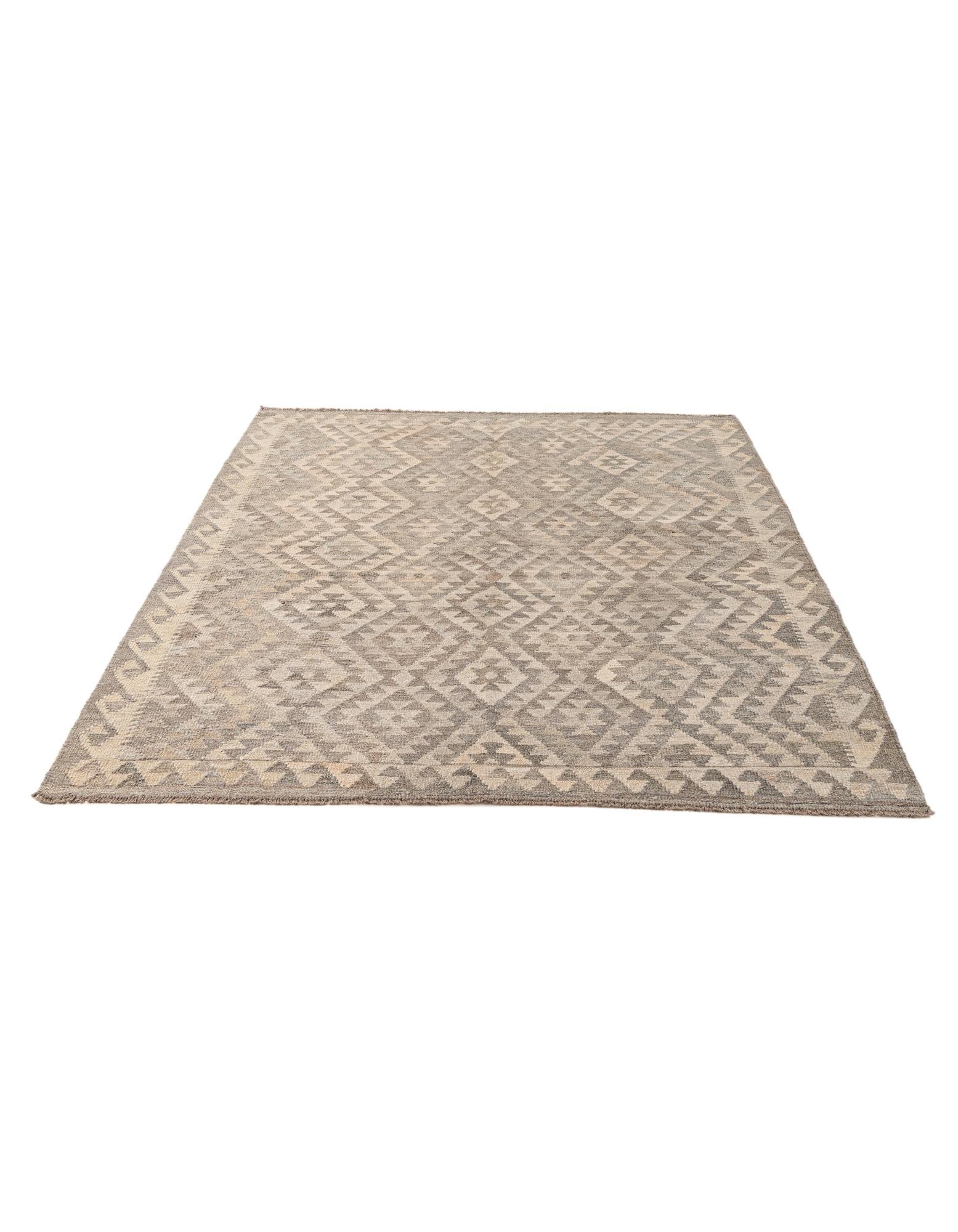 5' 3 x 6' 7 Hand Woven Kilim Maymana Wool Rug