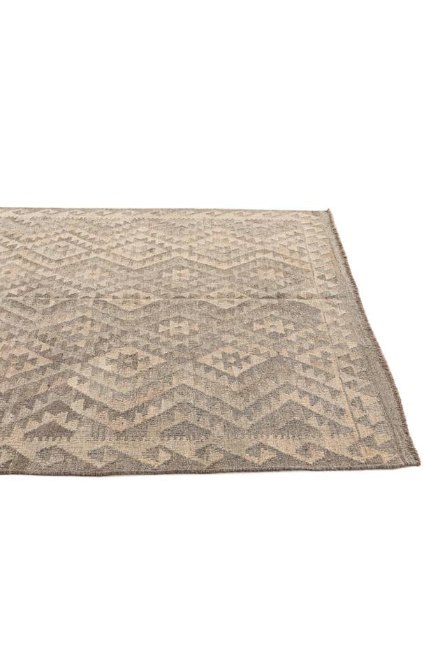 Detail image of 5' 3 x 6' 7 Hand Woven Kilim Maymana Wool Rug
