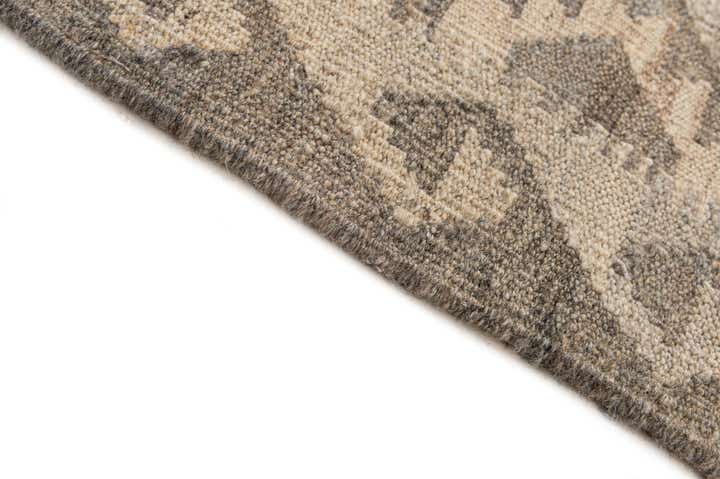 5' 3 x 6' 7 Hand Woven Kilim Maymana Wool Rug