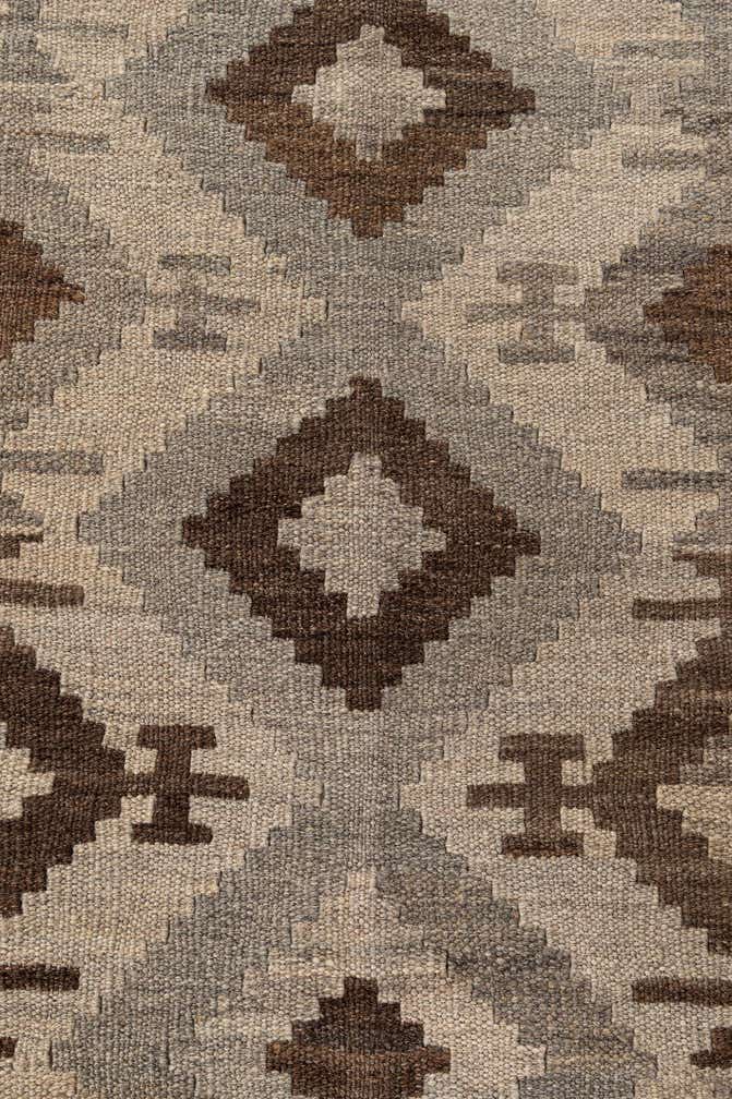 5' 4 x 6' 5 Hand Woven Kilim Maymana Wool Rug
