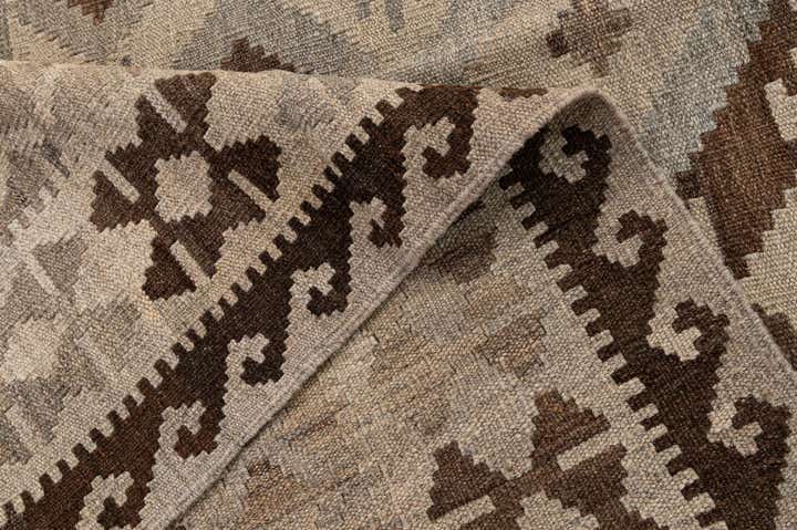 5' 4 x 6' 5 Hand Woven Kilim Maymana Wool Rug